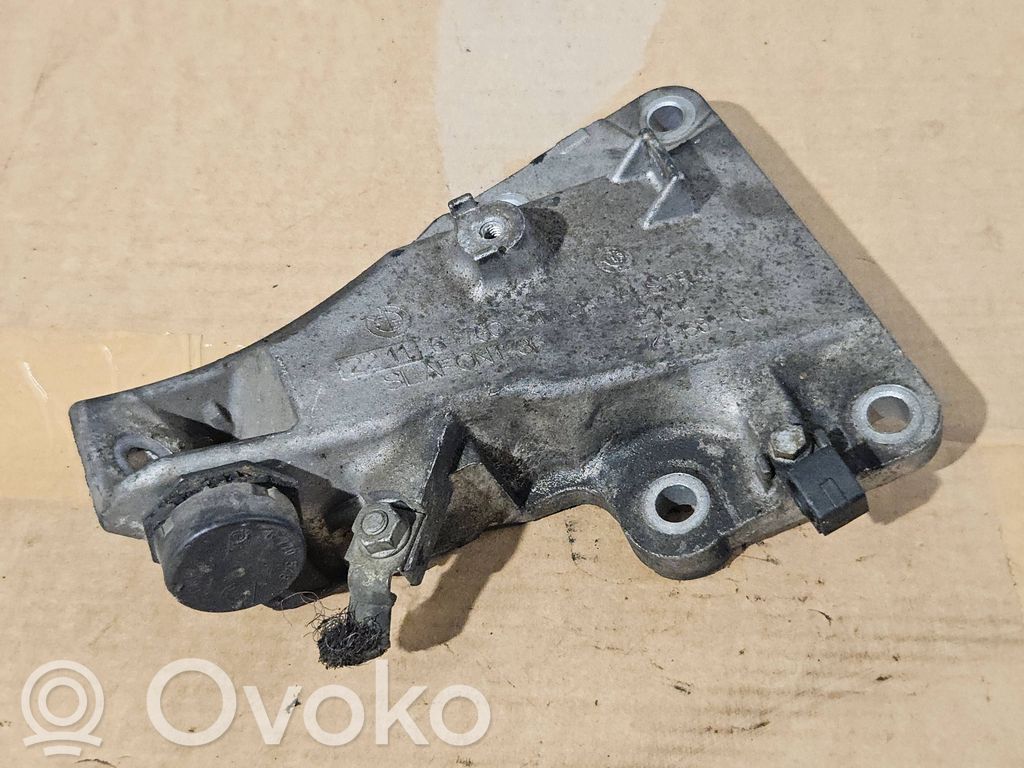 Engine mounting bracket   6760315
