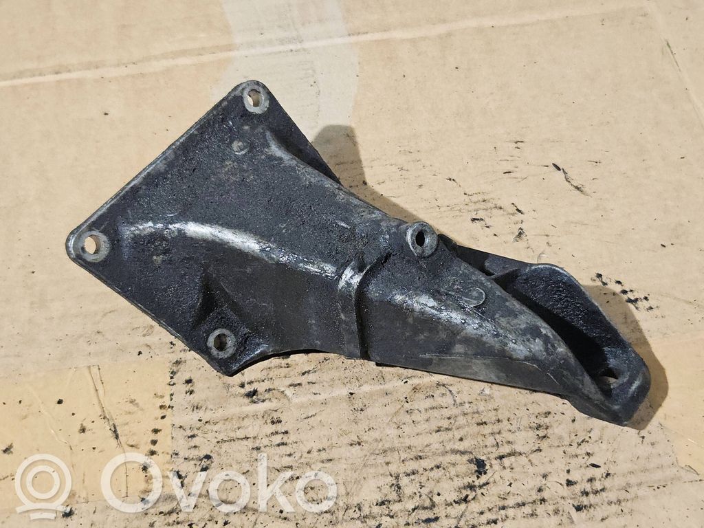 BMW 3 E46 Engine mounting bracket 