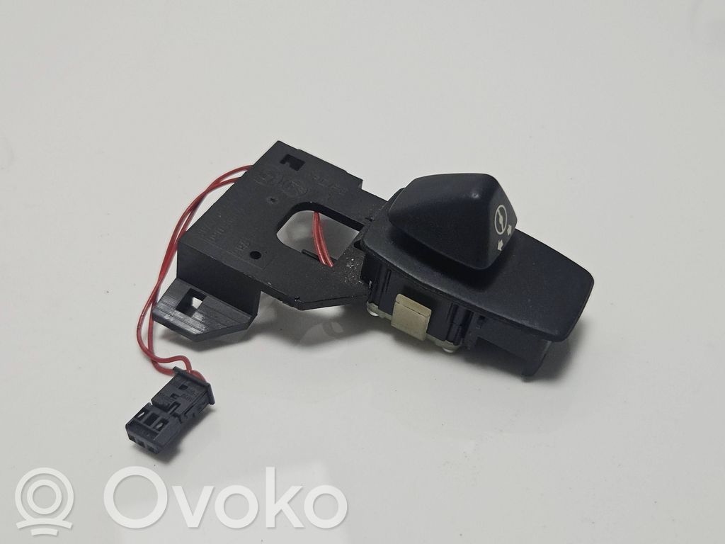 BMW 5 E60 E61 Ohjauspyörän säätökytkin 