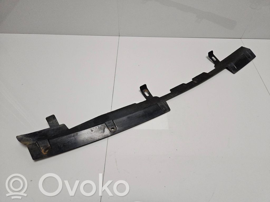 BMW 3 E46 Apatinė bamperio dalis 