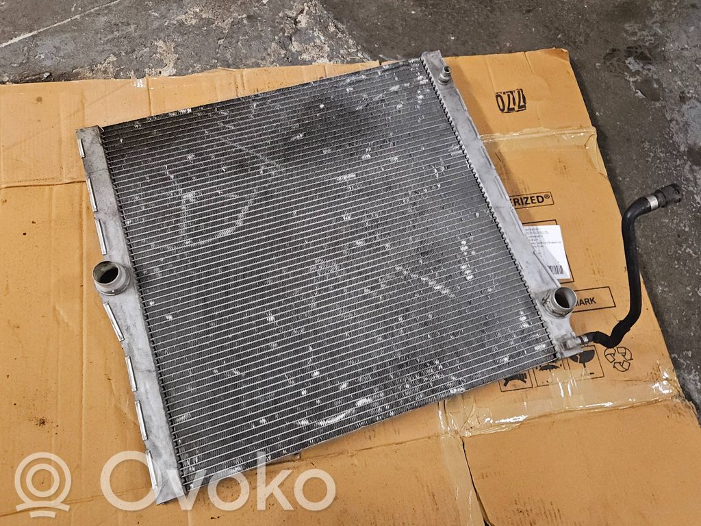 BMW X5 E70 Coolant radiator 