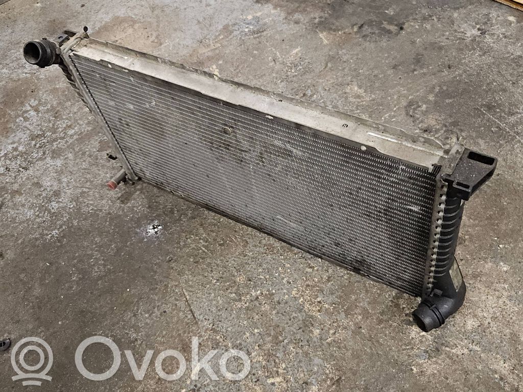 BMW 5 E39 Coolant radiator 