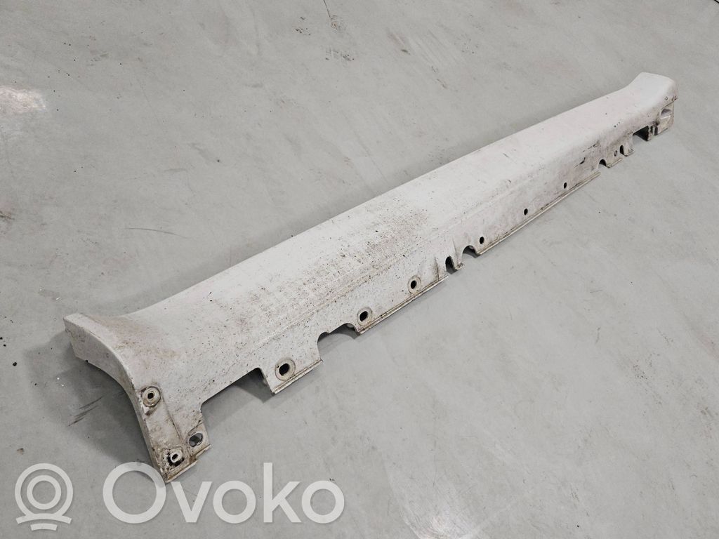 BMW X5 E70 Sill 