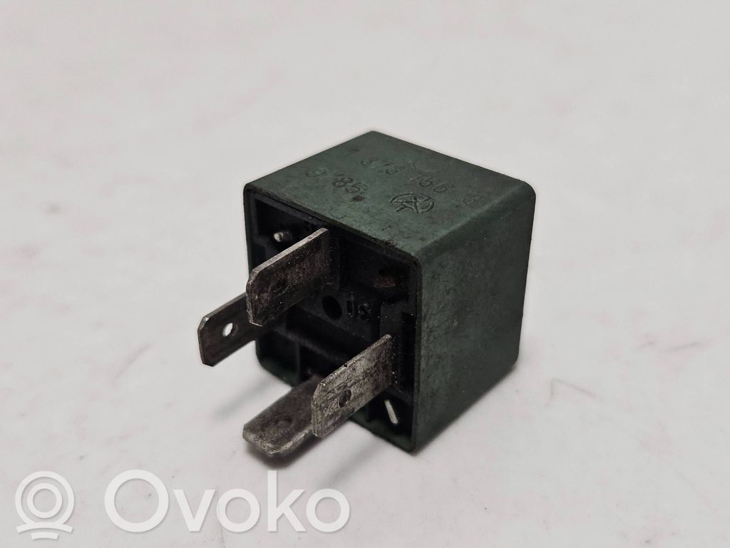 BMW 5 E28 Other relay 