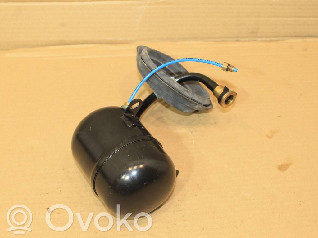 BMW X5 E53 Zbiornik powietrza tylnego zawieszenia pneumatycznego 