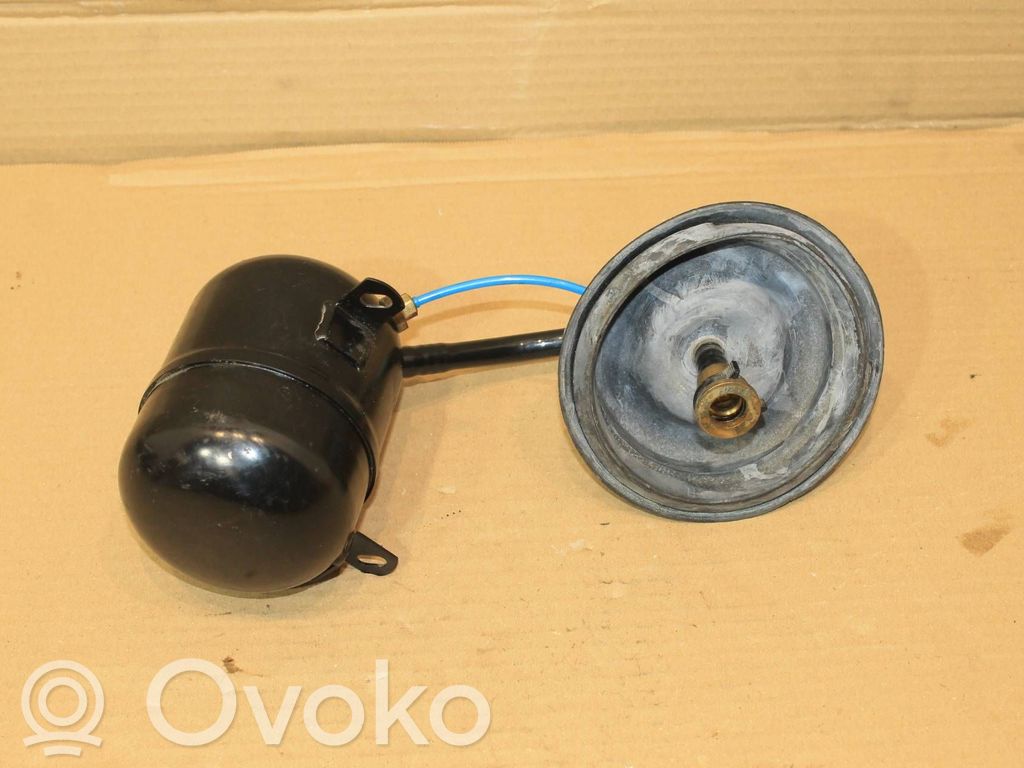 BMW X5 E53 Zbiornik powietrza tylnego zawieszenia pneumatycznego 