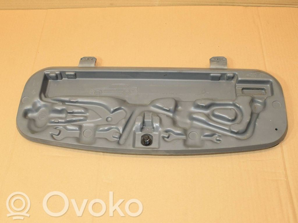 BMW 3 E46 Työkalupakki 