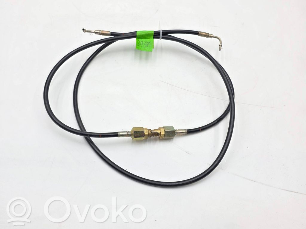 Polttoaineputken letku   7025601