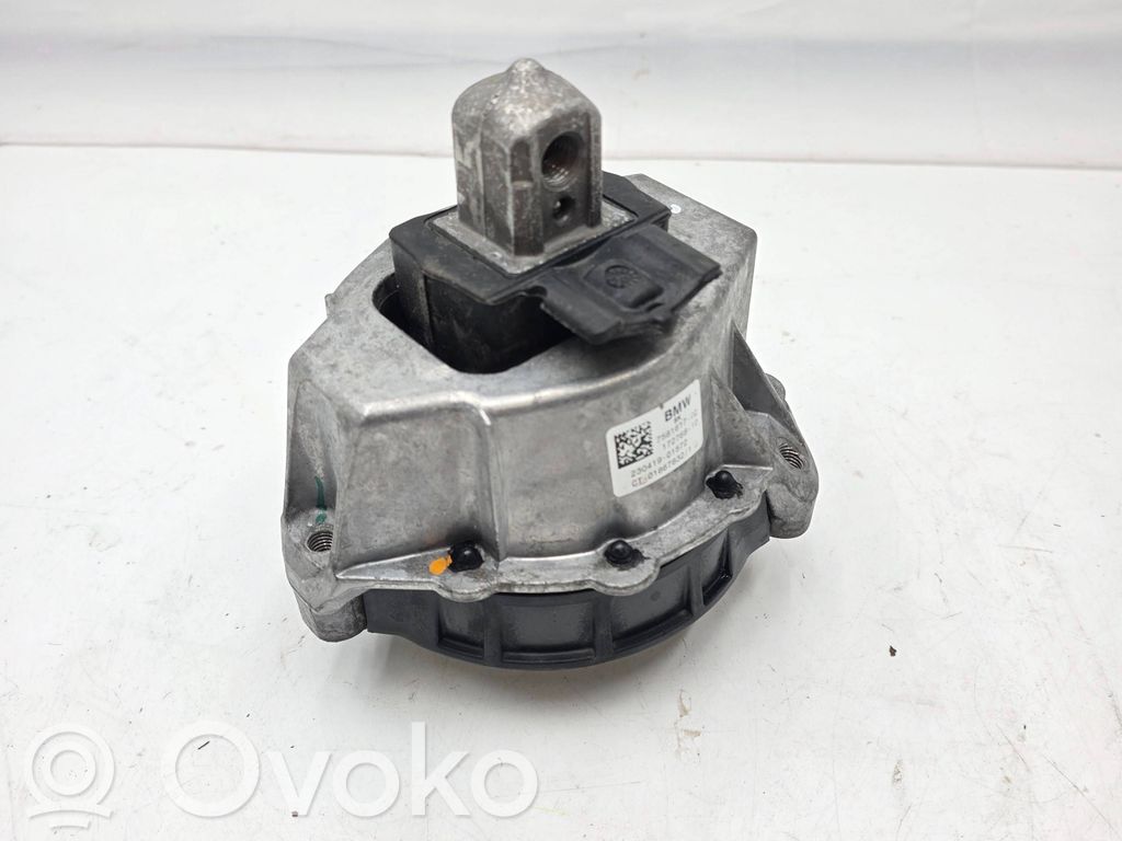 Engine mount bracket   7581617,17276810,01867832,23041901572