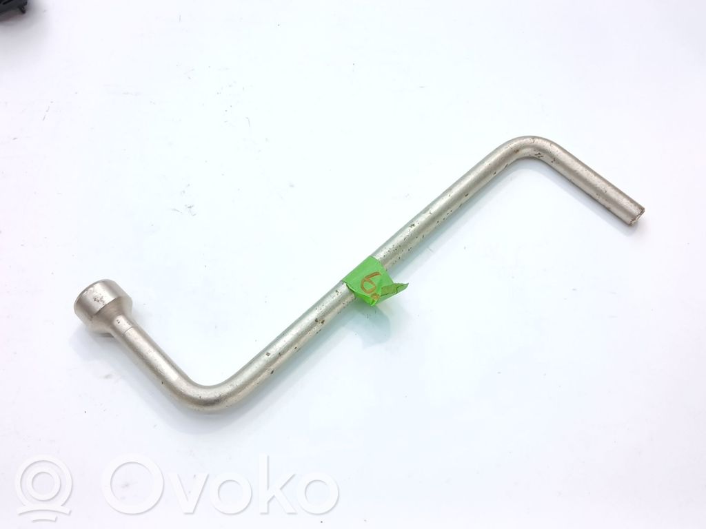 BMW X5 E53 Wheel nut wrench 