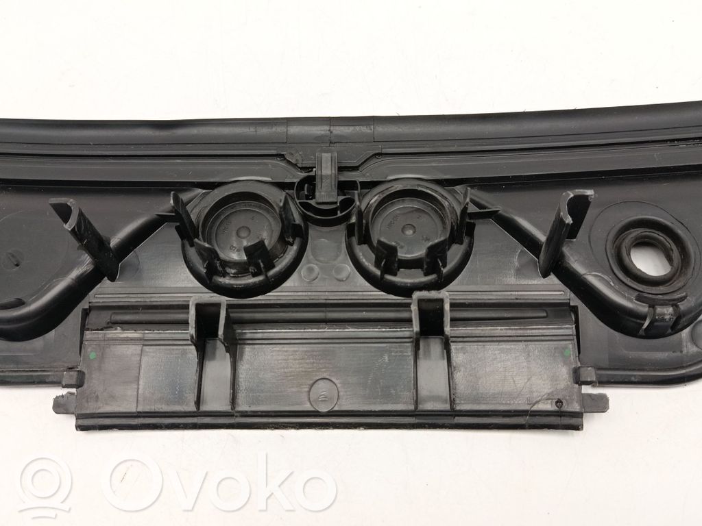 BMW 2 F22 F23 Rivestimento del tergicristallo 