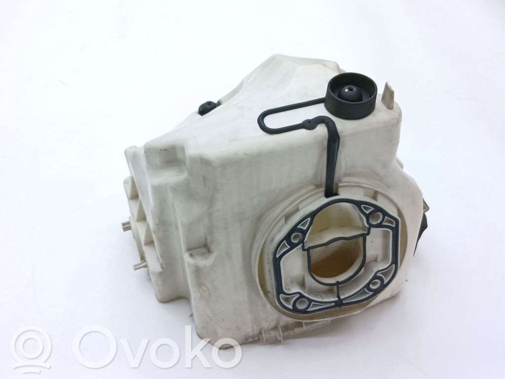 Muu moottoritilan osa   7528933