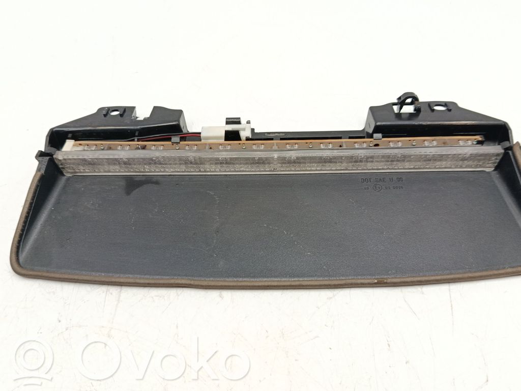 Jaguar X-Type Third/center stoplight 