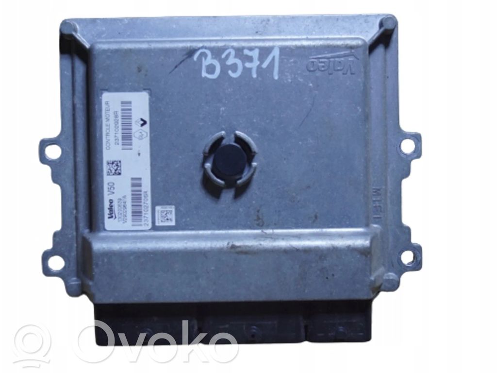 Renault Clio IV Engine control unit/module 
