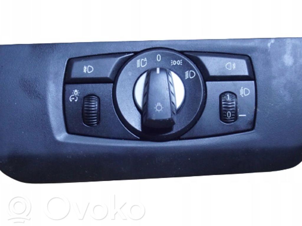 Lukturu slēdzis   9134725