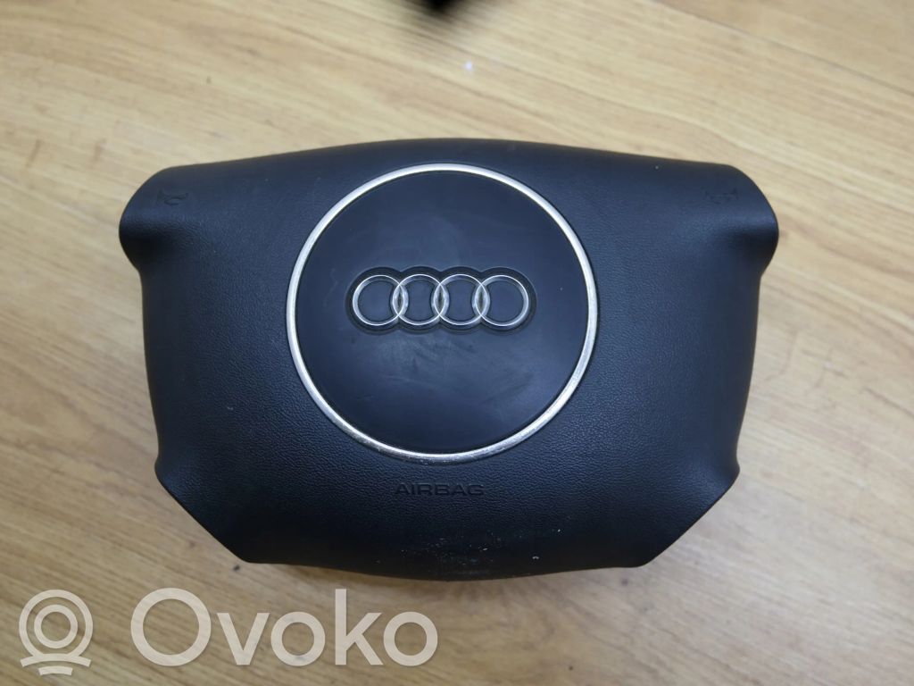 Audi A4 S4 B6 8E 8H Stūres drošības spilvens 