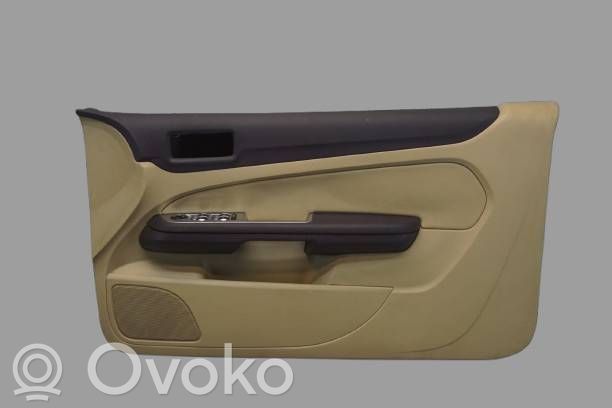 Ford Focus Boczki / Poszycie drzwi przednich 