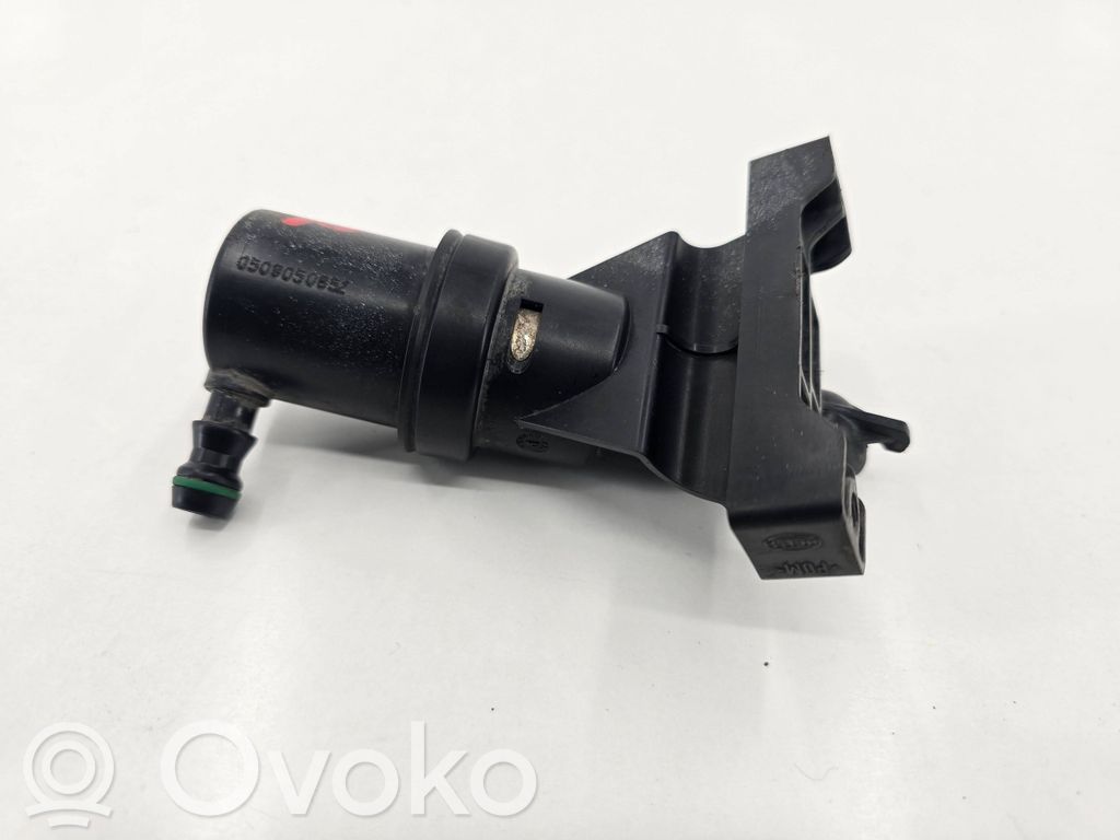 BMW 7 E65 E66 Headlight washer spray nozzle 