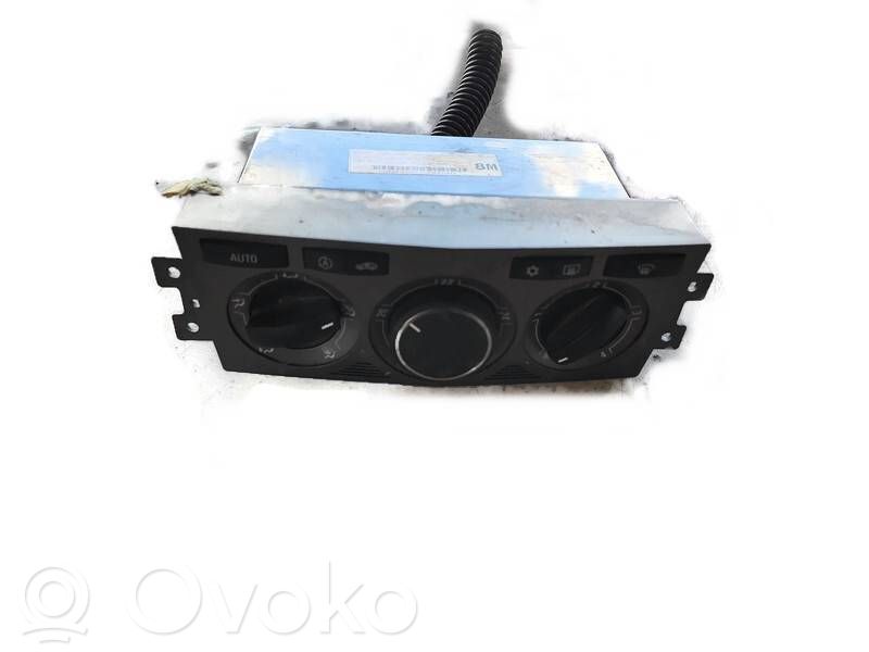 Opel Antara Climate control unit 