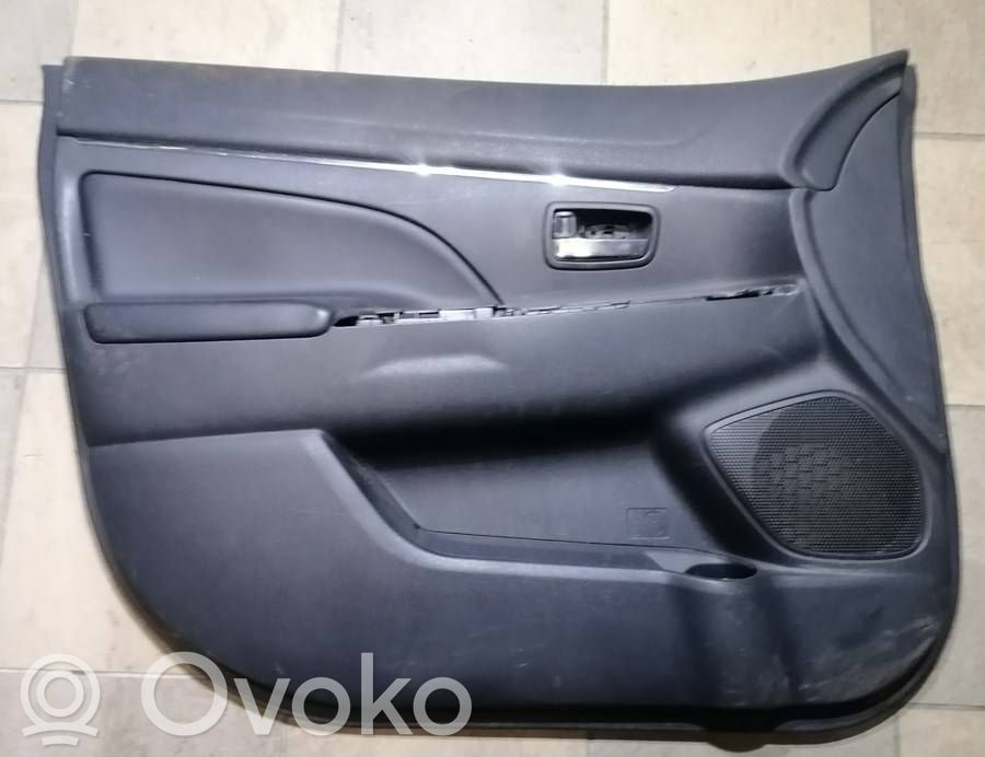 Mitsubishi ASX Boczki / Poszycie drzwi przednich 