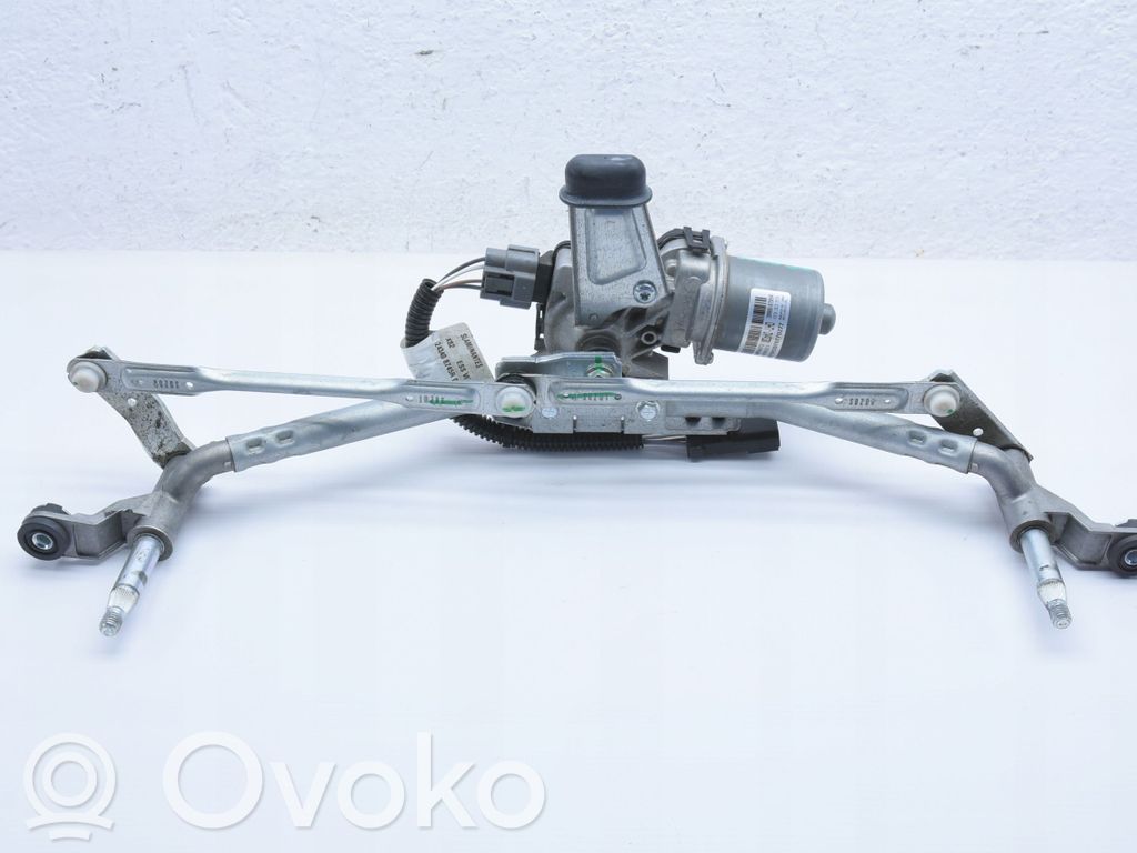 Renault Trafic III (X82) Front wiper linkage and motor 