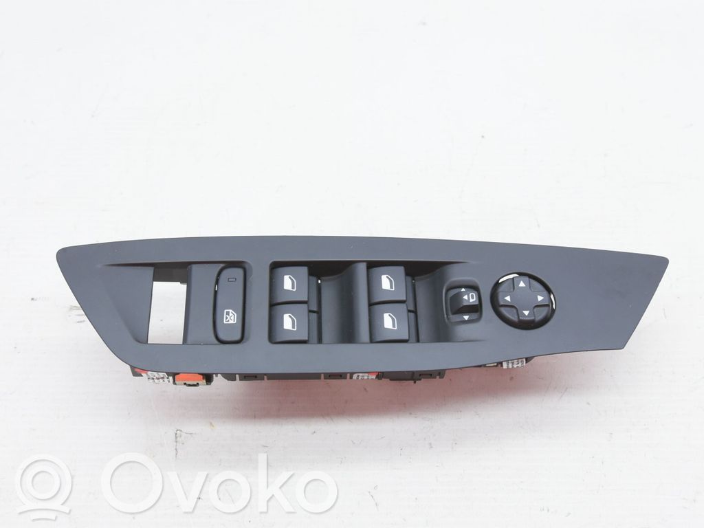 Peugeot 308 SW  Electric window control switch 