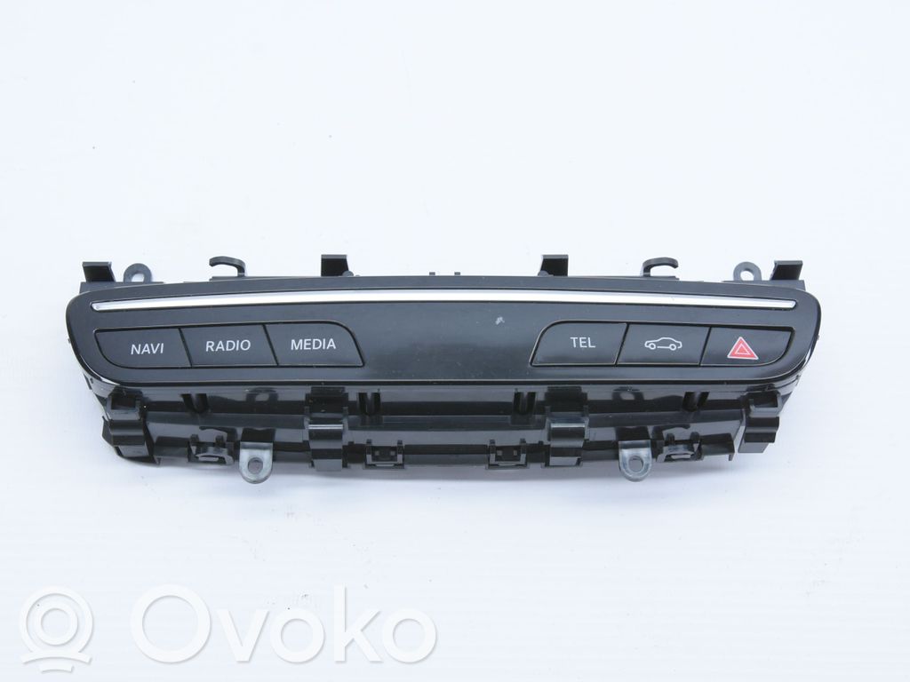 Mercedes-Benz C W205 Inne przełączniki i przyciski 
