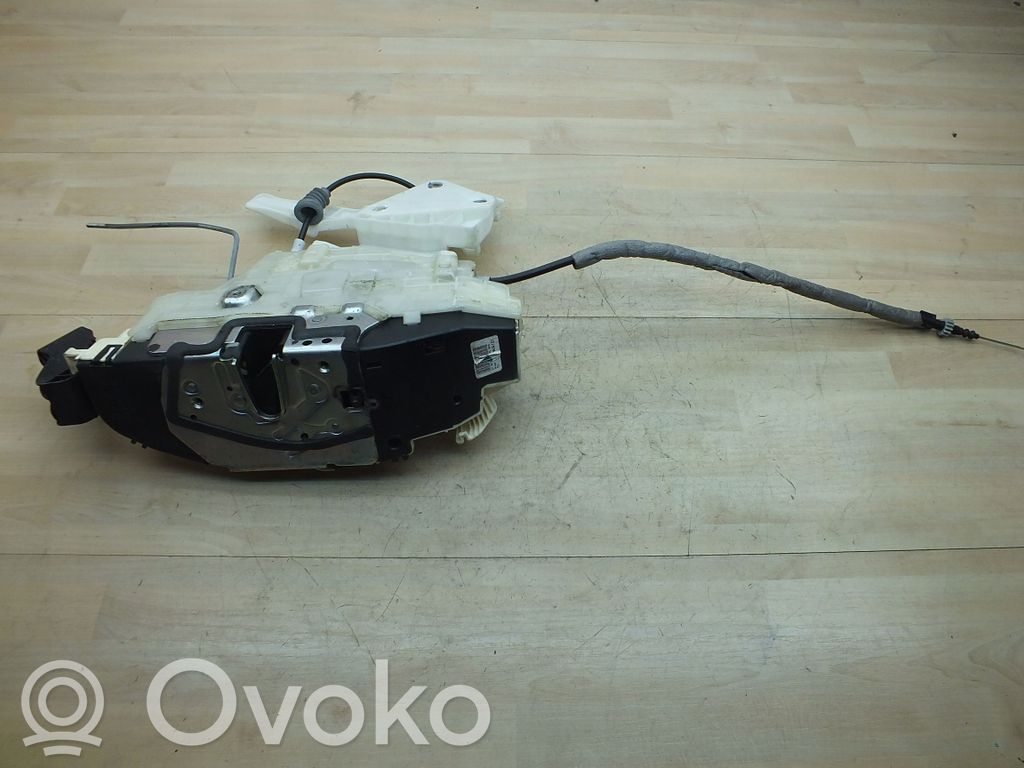 Mercedes-Benz S W221 Rear door lock 