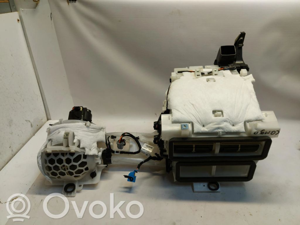 Opel Combo E Interior heater climate box assembly 