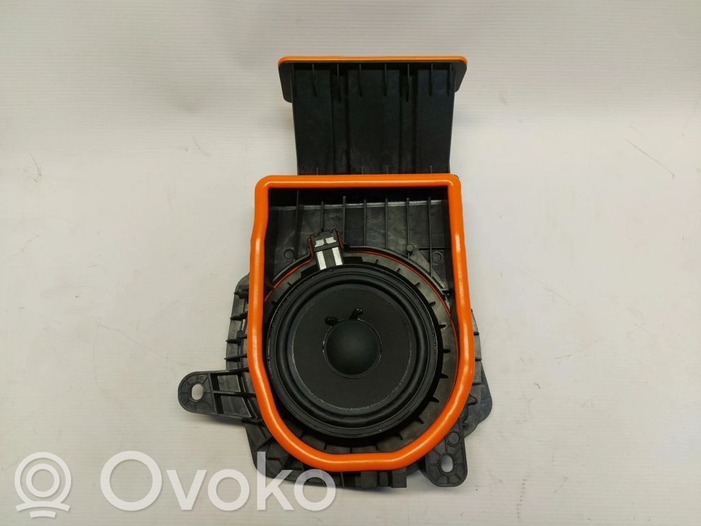 BMW X1 U11 Altavoz de la puerta delantera 