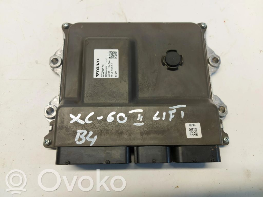 Engine control unit/module ECU   32360670