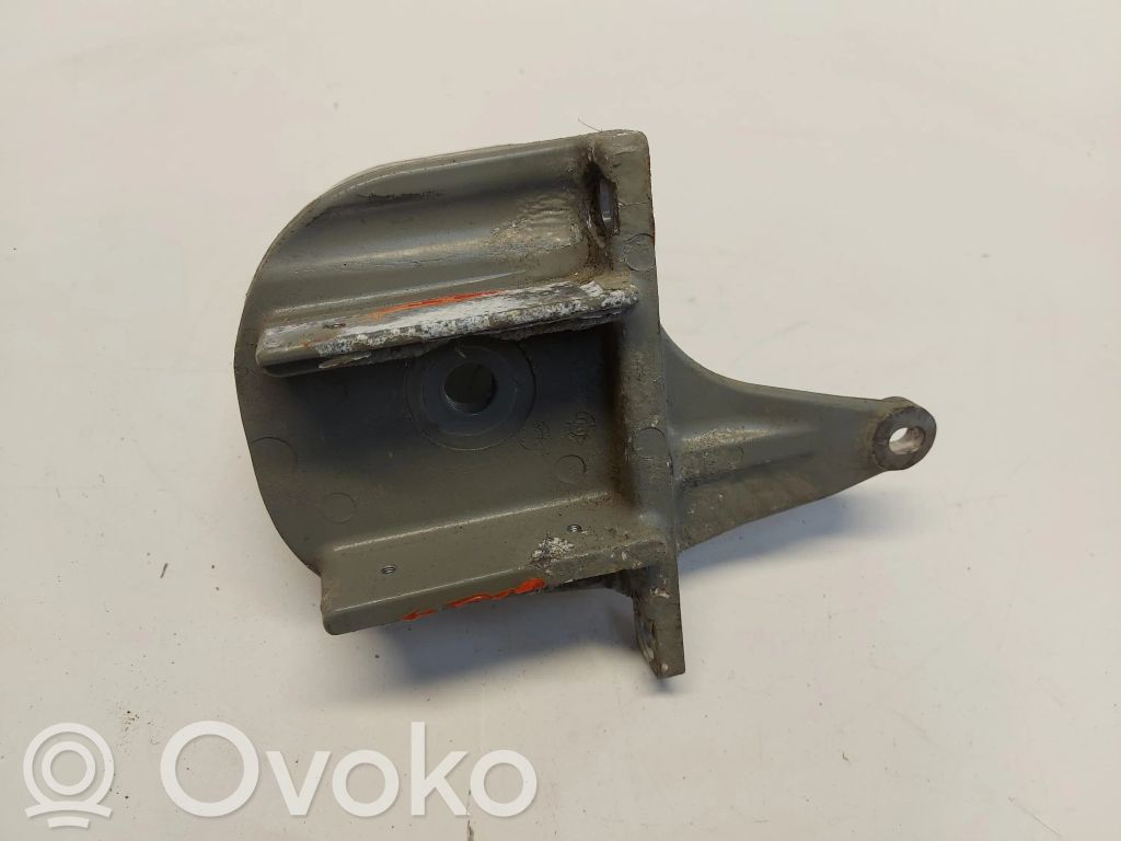 Tesla Model S Engine mount vacuum valve 