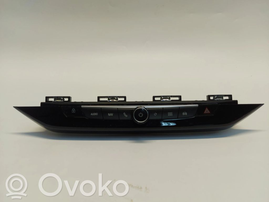 Opel Mokka B Panel radia 