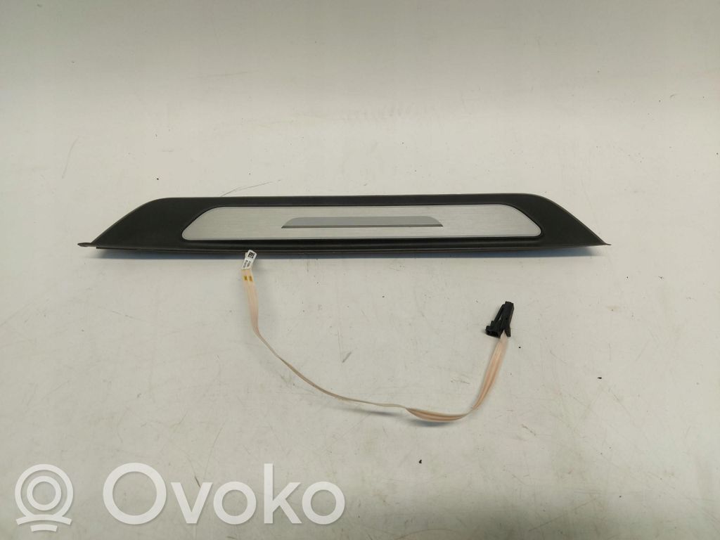 Listwa progowa tylna   4K8947423