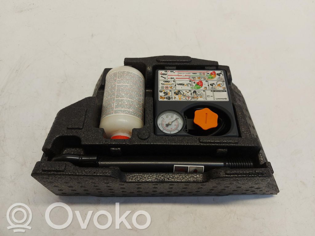 Renault Scenic E-Tech V Tire air pump compressor 