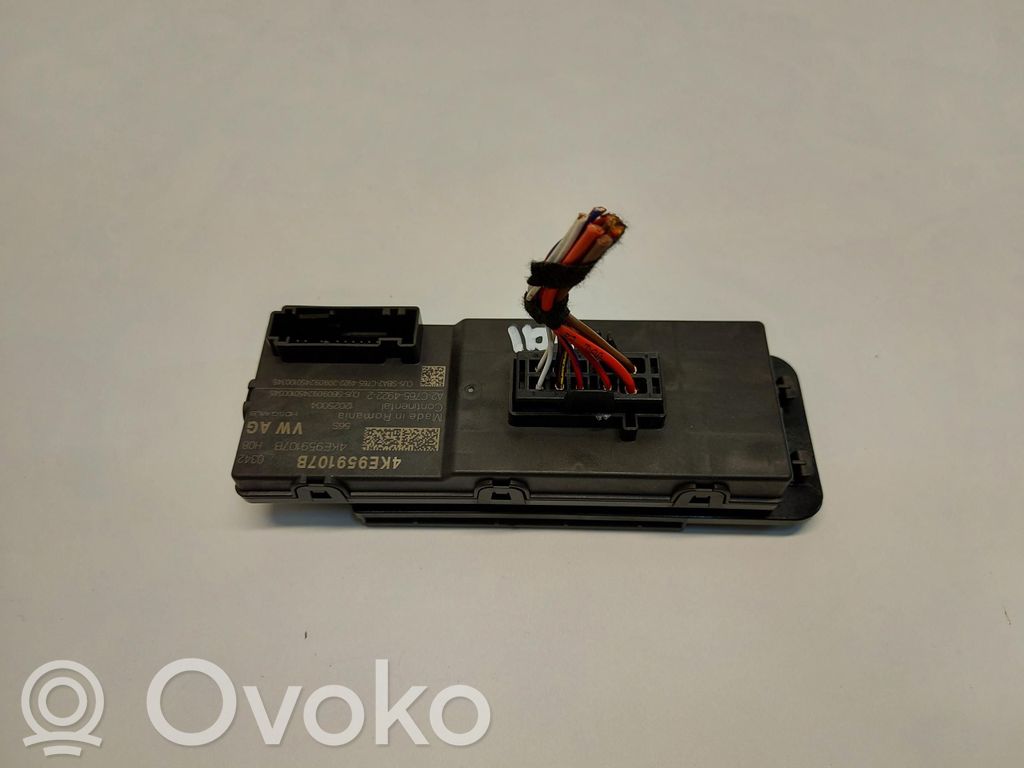 Volkswagen ID.4 Tailgate/trunk control unit/module 