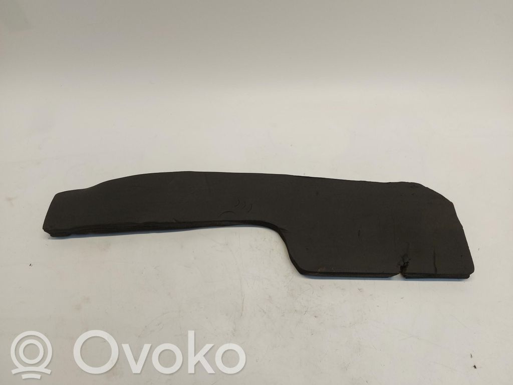 Chery 5/C5 Soporte antisalpicaduras delantero 