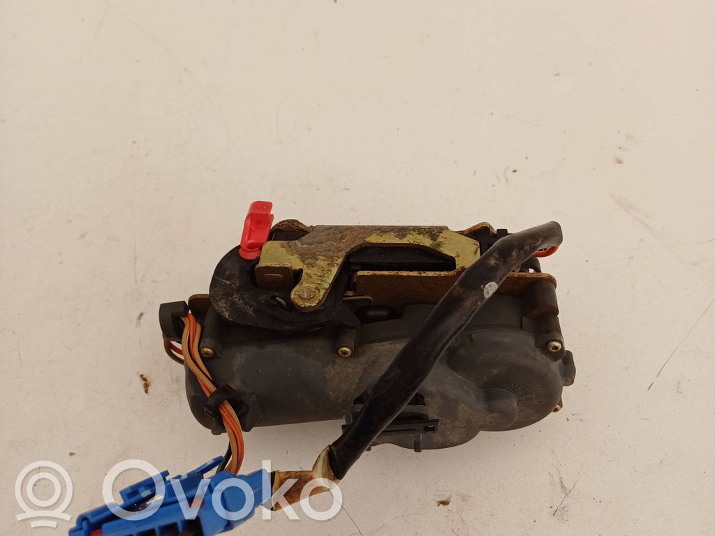 Chrysler Voyager Tailgate/trunk/boot lock/catch/latch 