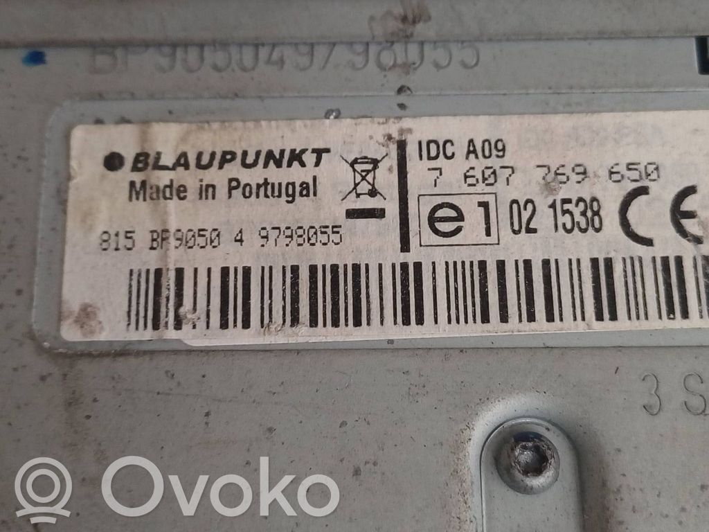 Peugeot 307 CD/DVD changer 