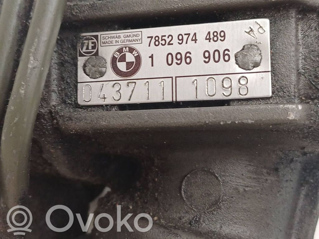 BMW 3 E46 Vairo kolonėle 