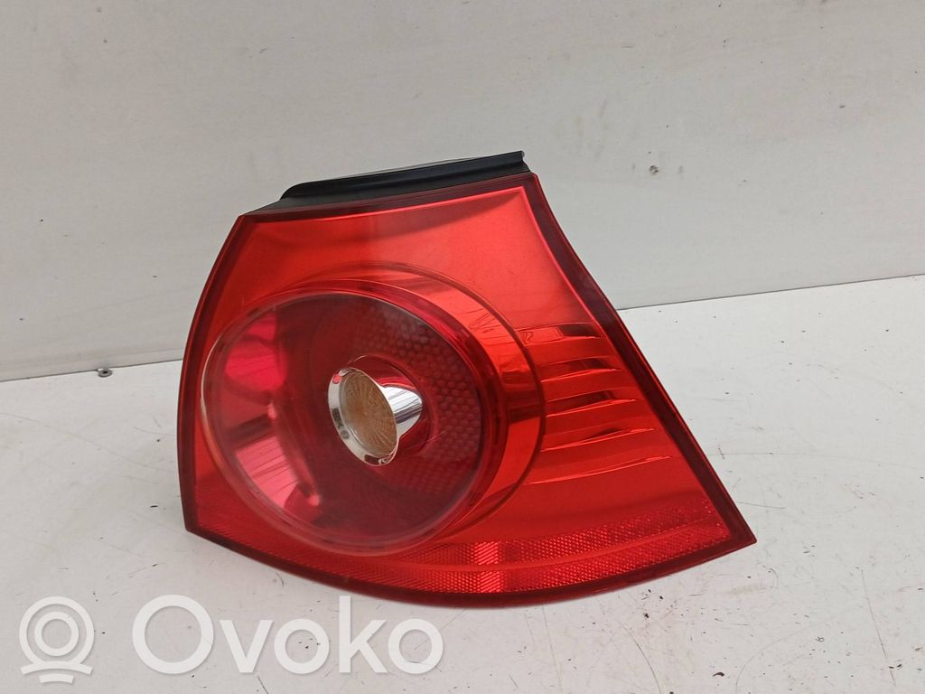 Takavalot   1VFX13404AA