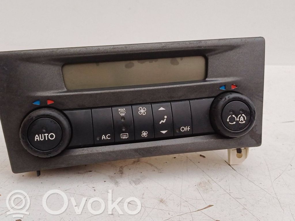 Renault Laguna II Climate control unit 