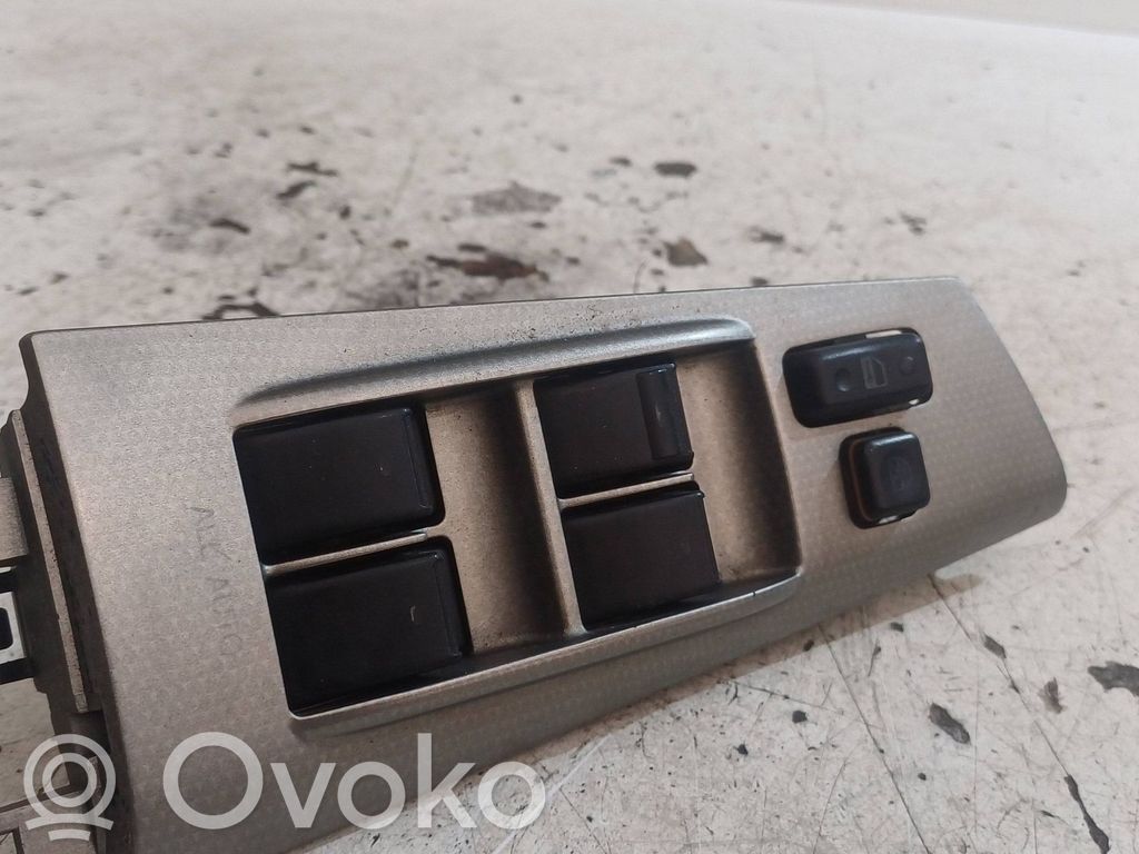 Toyota Corolla E120 E130 Interruptor del elevalunas eléctrico 