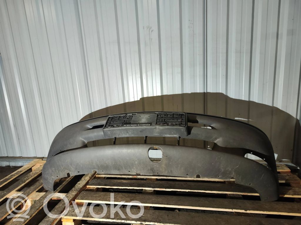 Chrysler Voyager Front bumper 