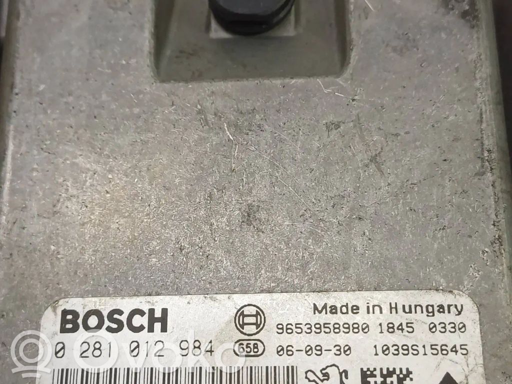 Peugeot 407 Engine control unit/module 