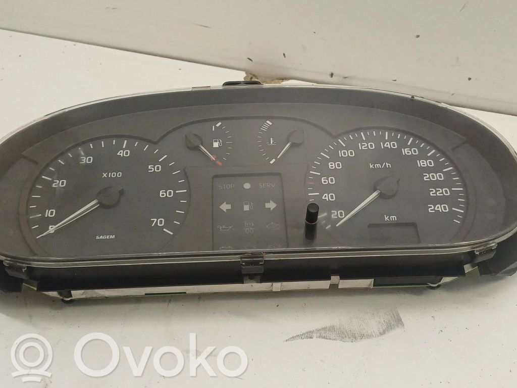 Renault Scenic I Licznik / Prędkościomierz 