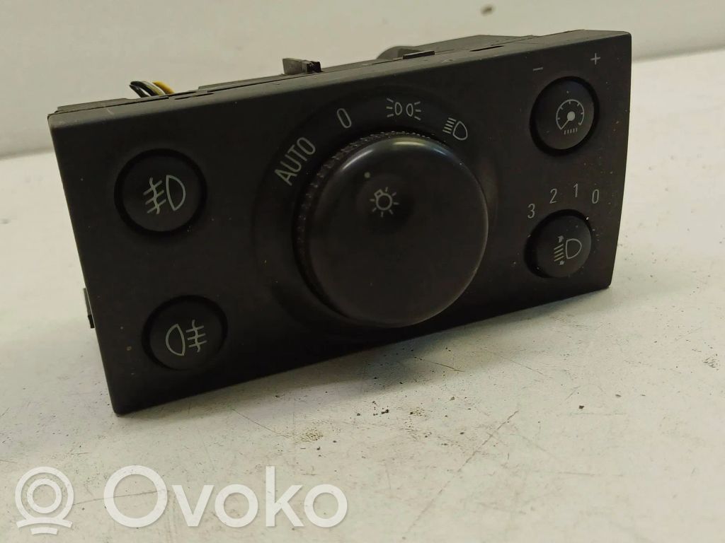 Opel Vectra C Light switch 