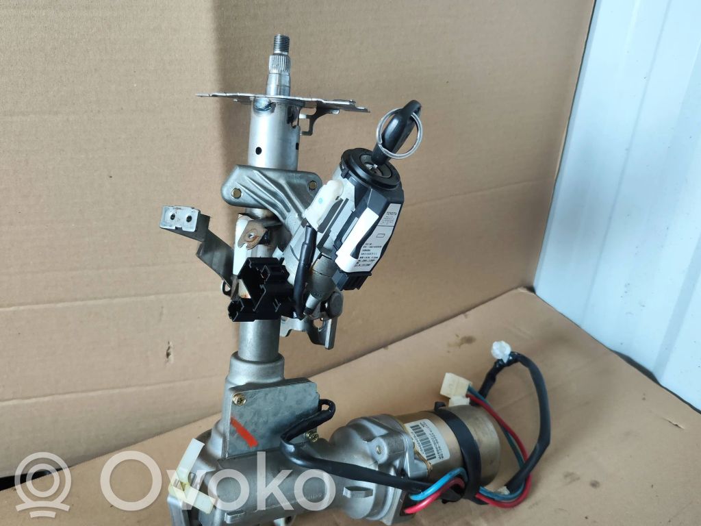 Toyota Corolla E120 E130 Насос рулевого управления 