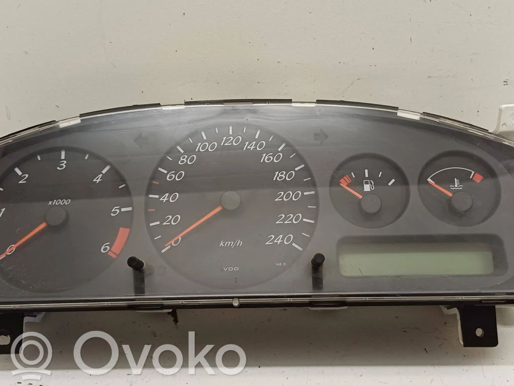 Nissan Primera Speedometer (instrument cluster) 