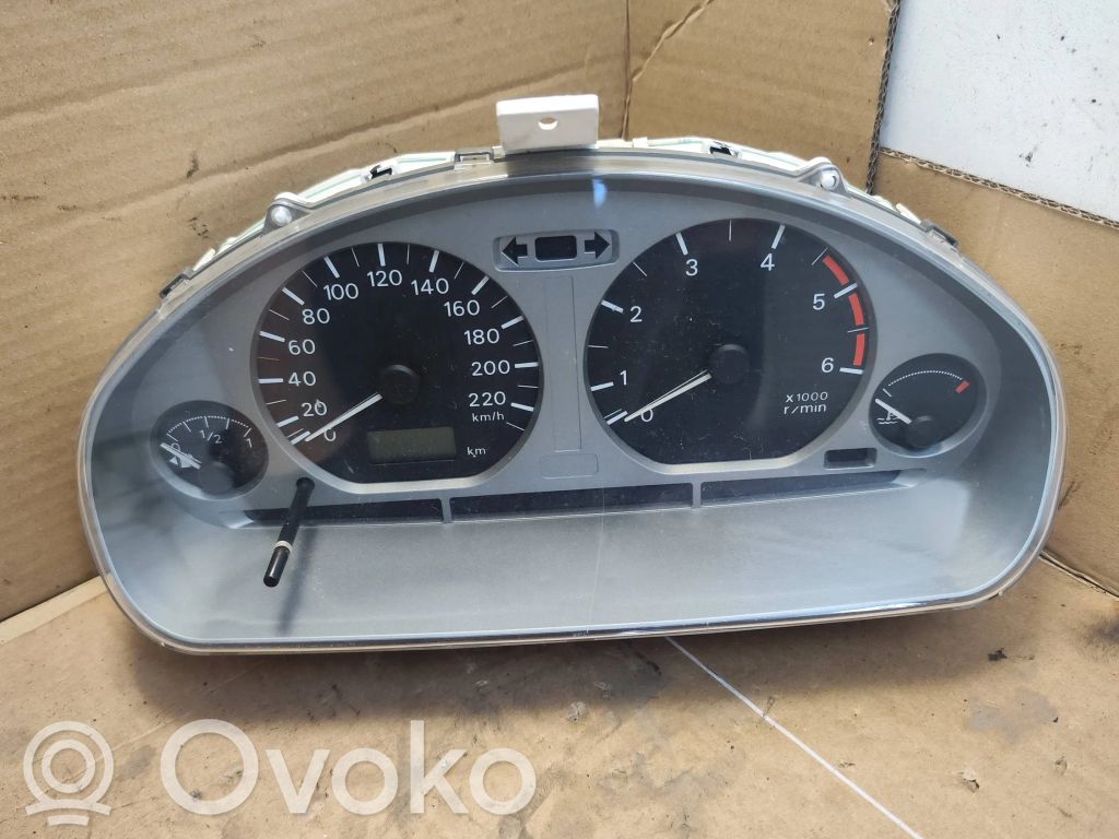 Mitsubishi Space Star Speedometer (instrument cluster) 